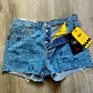 Levi’s Shorts 5 Button Peanuts High Rise Denim